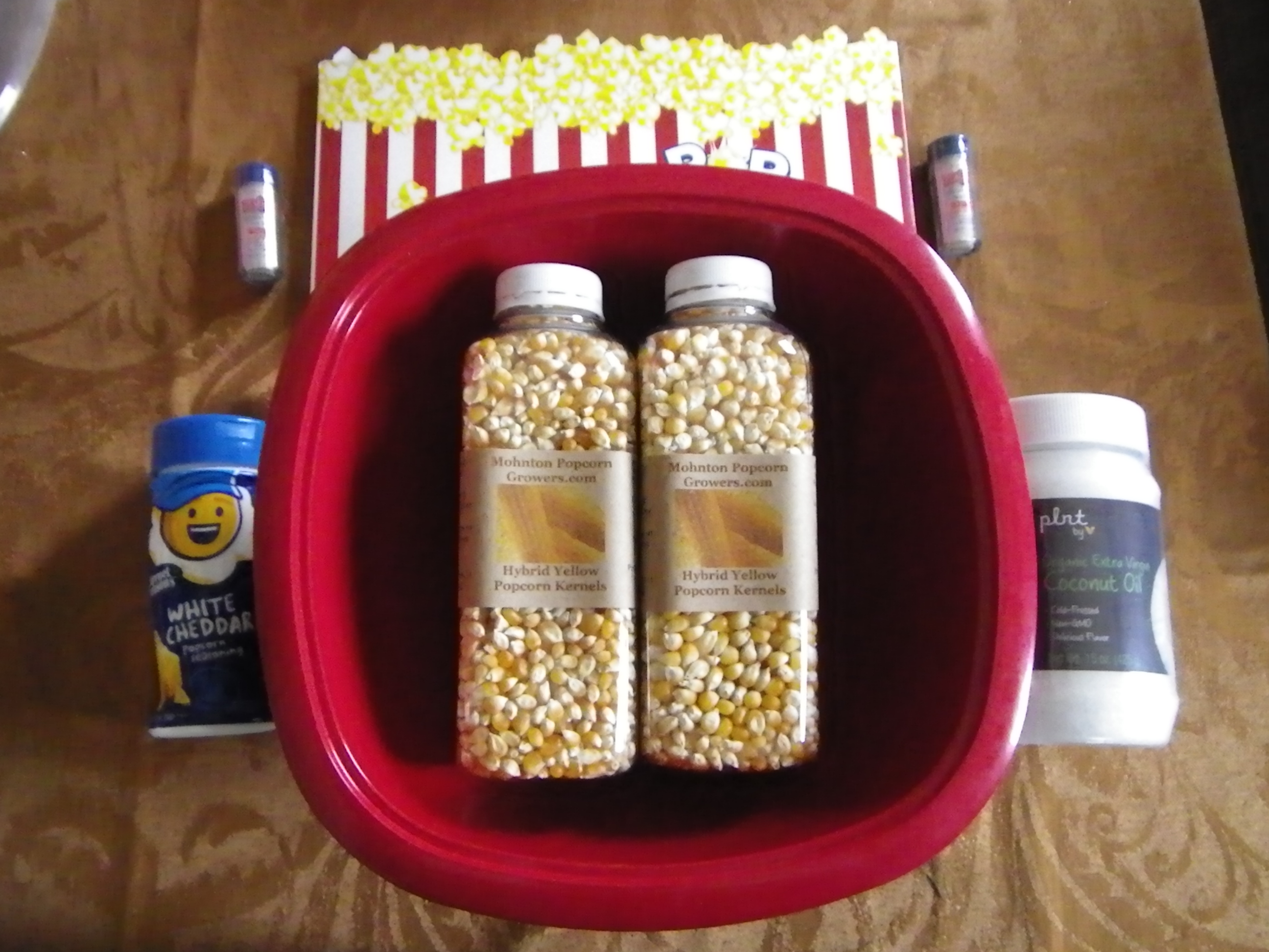 Mohnton Popcorn Growers Microwave Popper Set Mohnton Popcorn Growers Microwave Popper Set